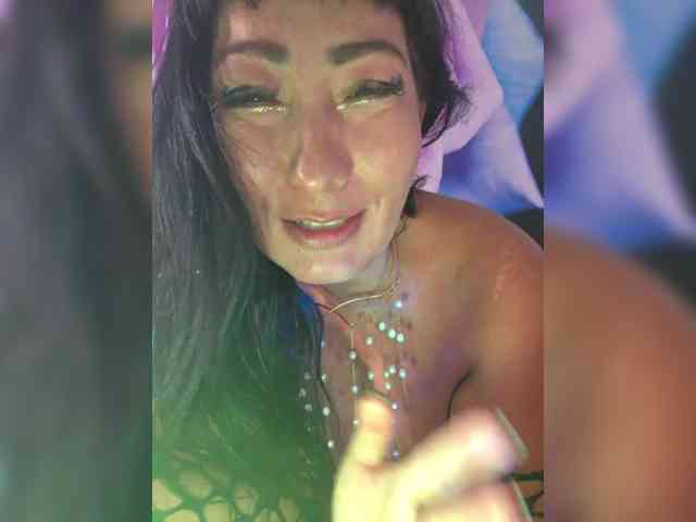 xxxDirtyBitchxxx webcam