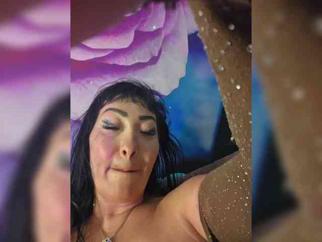 xxxDirtyBitchxxx webcam