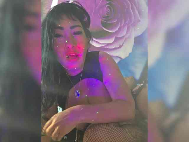 xxxDirtyBitchxxx webcam