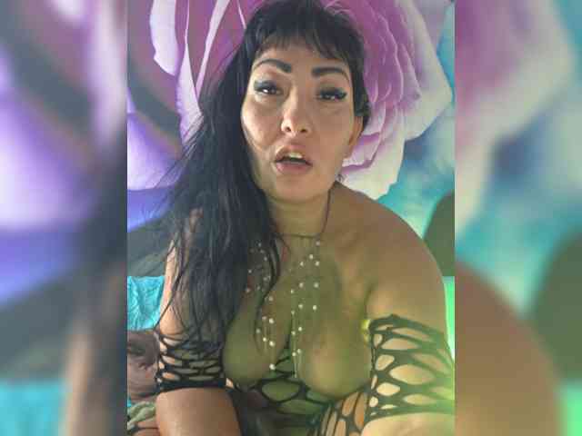 xxxDirtyBitchxxx webcam