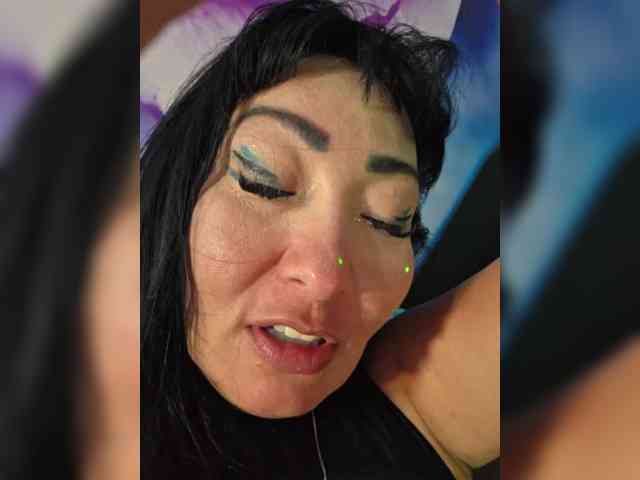 xxxDirtyBitchxxx webcam
