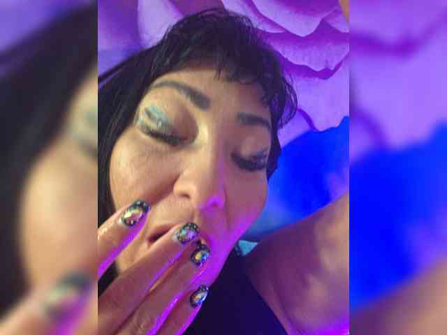 xxxDirtyBitchxxx webcam
