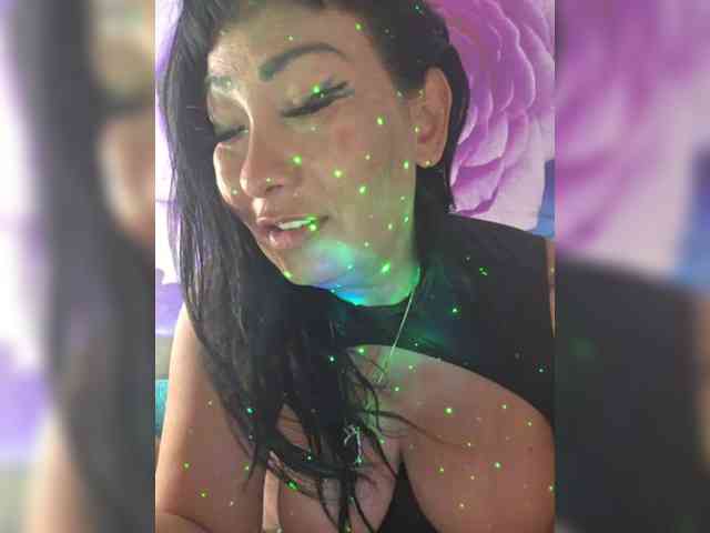 xxxDirtyBitchxxx webcam