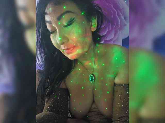 xxxDirtyBitchxxx webcam