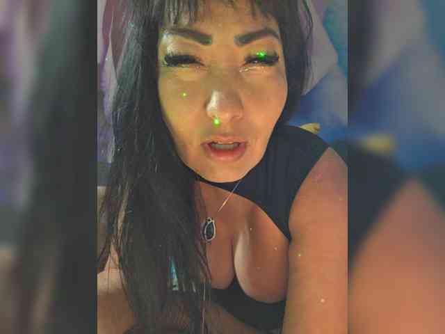 xxxDirtyBitchxxx webcam