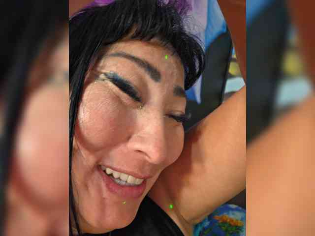 xxxDirtyBitchxxx webcam