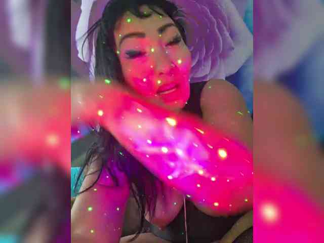 xxxDirtyBitchxxx webcam
