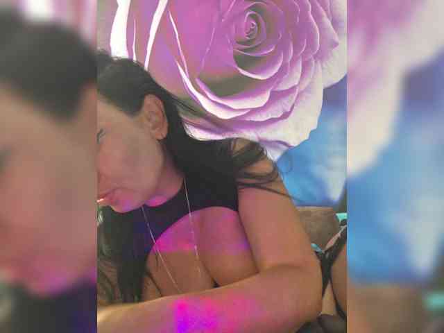 xxxDirtyBitchxxx webcam