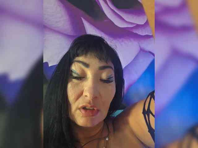 xxxDirtyBitchxxx webcam