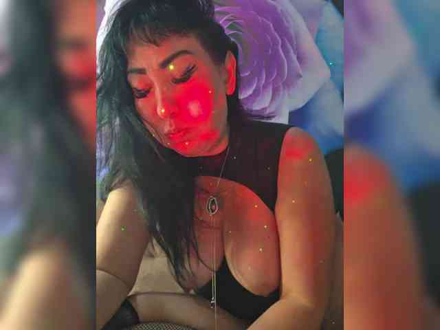 xxxDirtyBitchxxx webcam