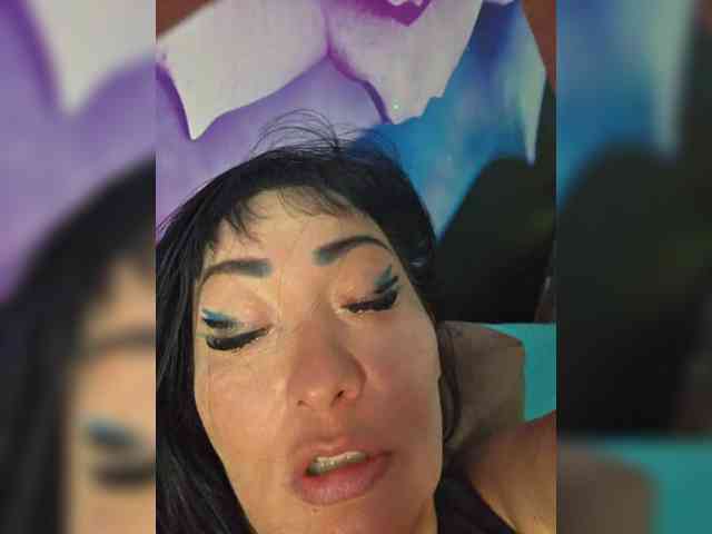 xxxDirtyBitchxxx webcam
