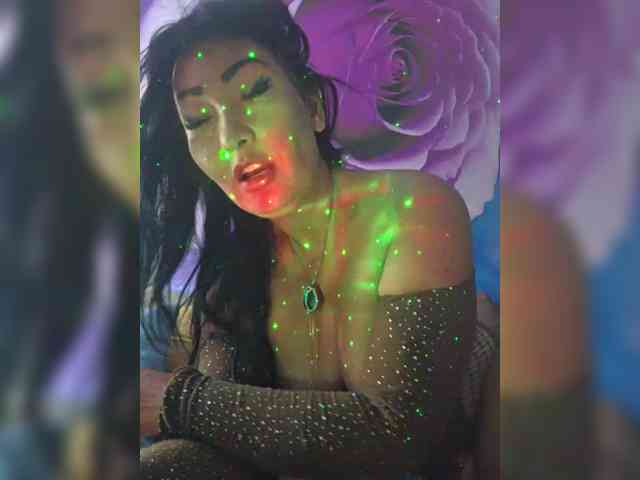 xxxDirtyBitchxxx webcam