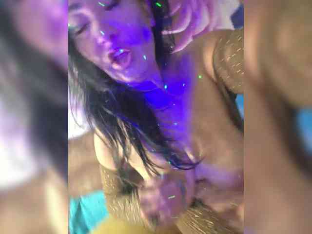 xxxDirtyBitchxxx webcam