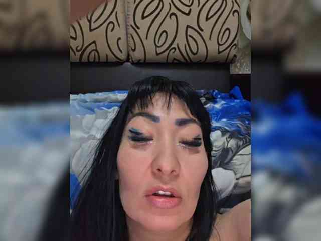 xxxDirtyBitchxxx webcam