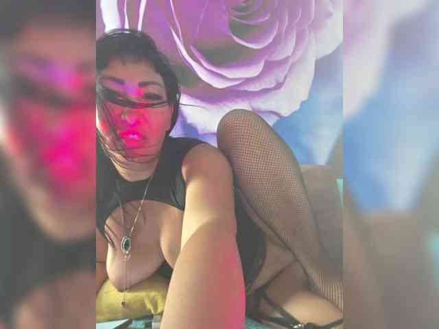 xxxDirtyBitchxxx webcam