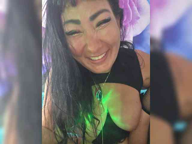 xxxDirtyBitchxxx webcam