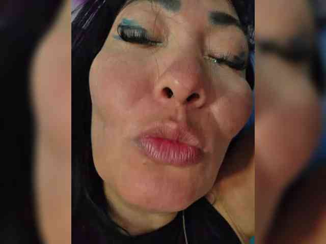 xxxDirtyBitchxxx webcam