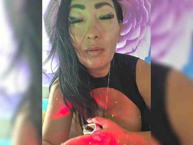 xxxDirtyBitchxxx webcam