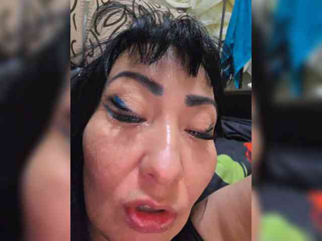 xxxDirtyBitchxxx webcam