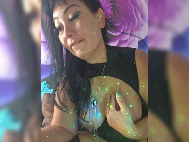 xxxDirtyBitchxxx webcam