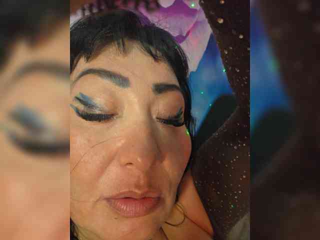 xxxDirtyBitchxxx webcam