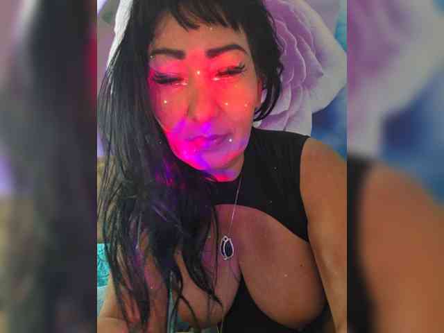 xxxDirtyBitchxxx webcam