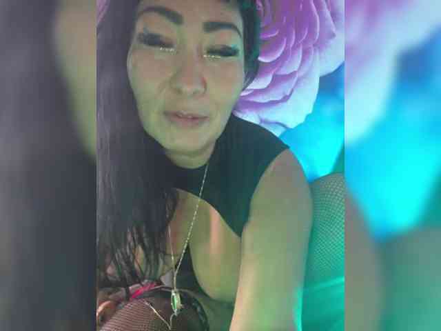 xxxDirtyBitchxxx webcam