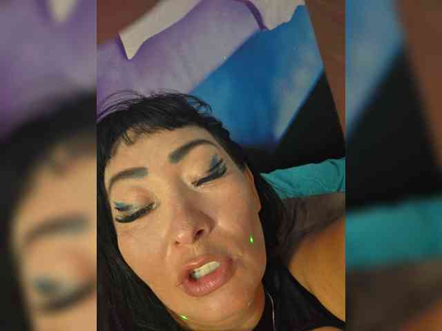 xxxDirtyBitchxxx webcam