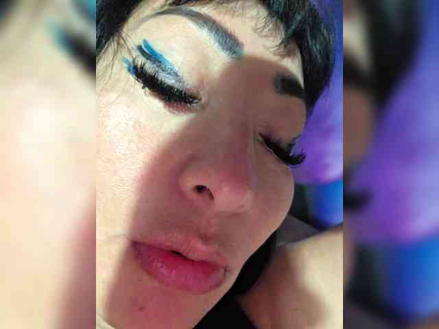 xxxDirtyBitchxxx webcam