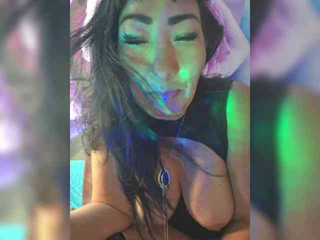 xxxDirtyBitchxxx webcam