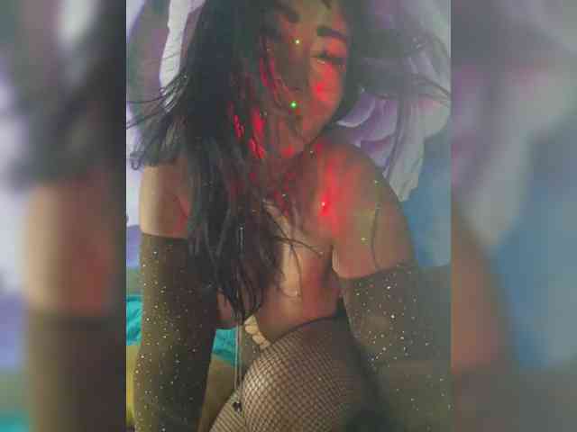 xxxDirtyBitchxxx webcam