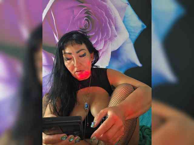xxxDirtyBitchxxx webcam
