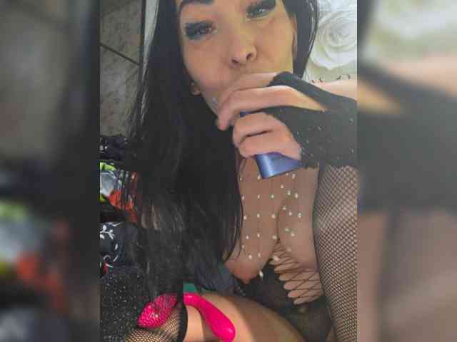 xxxDirtyBitchxxx webcam