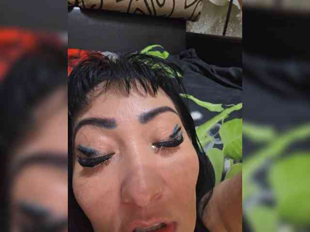 xxxDirtyBitchxxx webcam