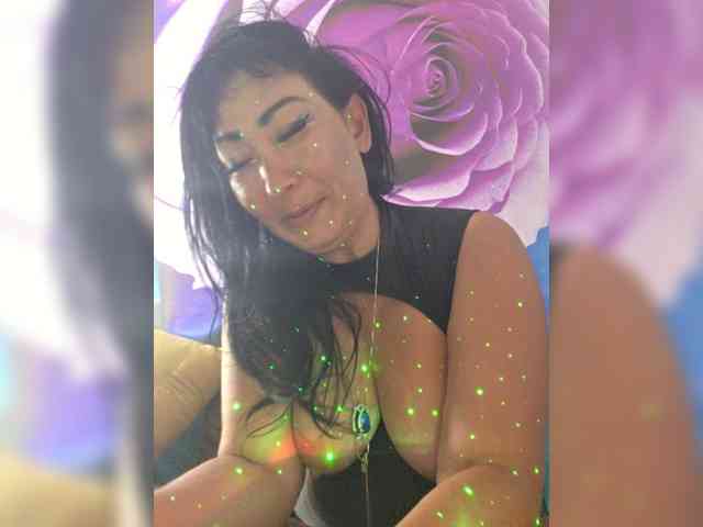 xxxDirtyBitchxxx webcam