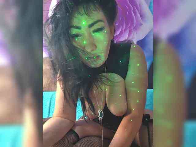 xxxDirtyBitchxxx webcam