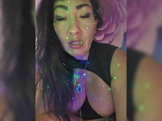 xxxDirtyBitchxxx webcam