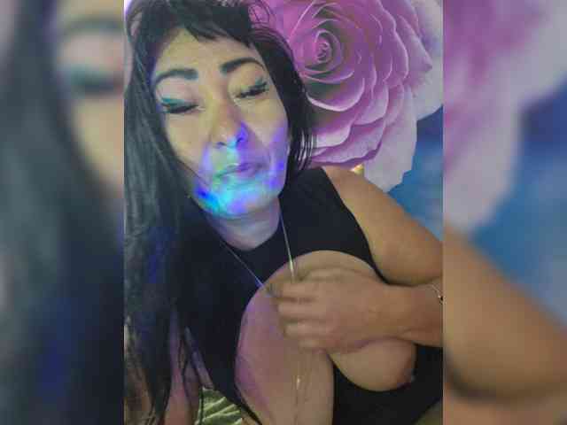 xxxDirtyBitchxxx webcam