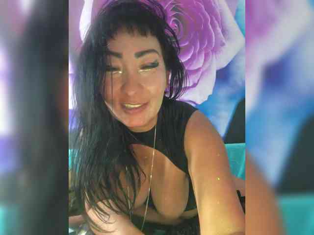 xxxDirtyBitchxxx webcam