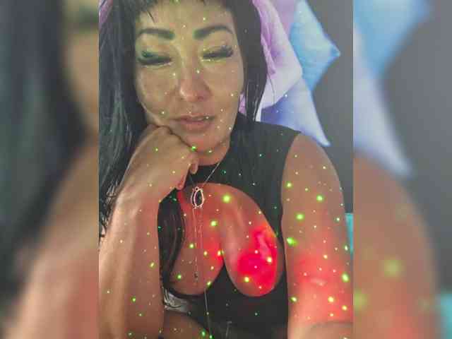 xxxDirtyBitchxxx webcam