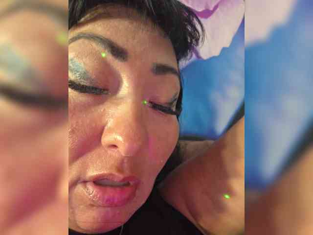 Xxxdirtybitchxxx's cam show statistics and live stream