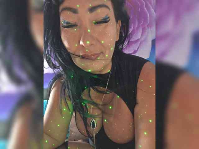 xxxDirtyBitchxxx webcam