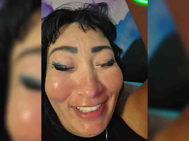 xxxDirtyBitchxxx webcam