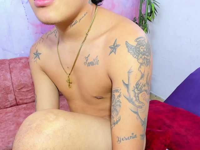 Kloe-sex-hot's BongaCams show and profile