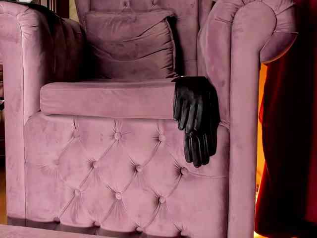 LadyLeather