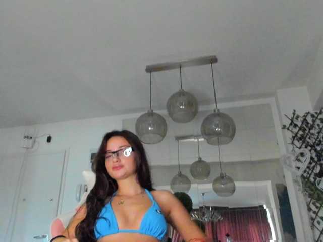 ireneVON live cam on BongaCams