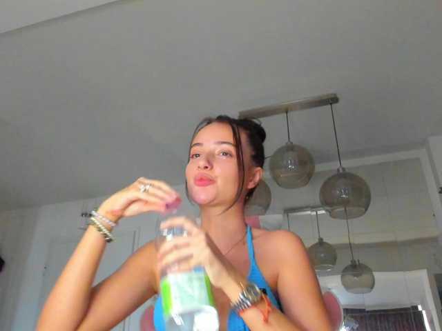 ireneVON live cam on BongaCams
