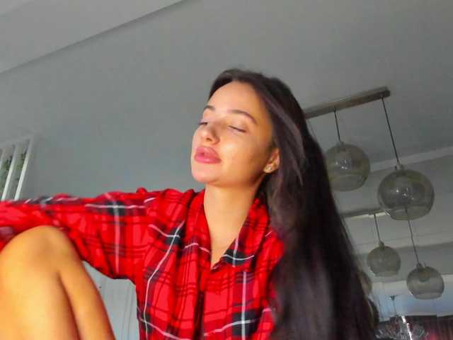 ireneVON live cam on BongaCams