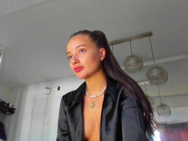 ireneVON live cam on BongaCams