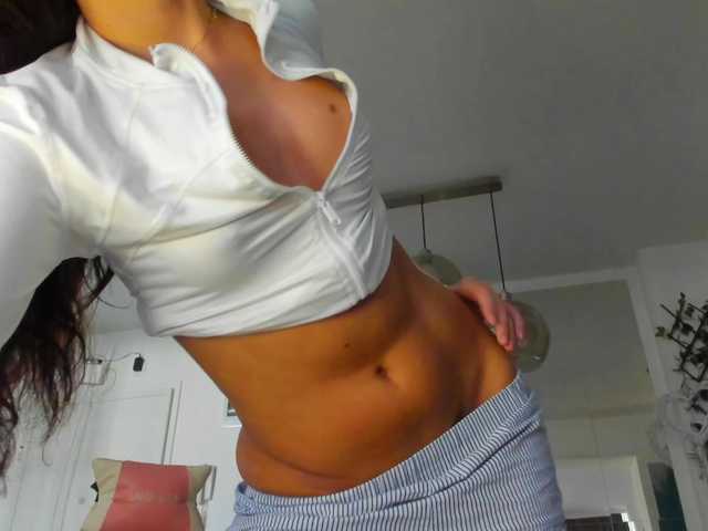 ireneVON live cam on BongaCams